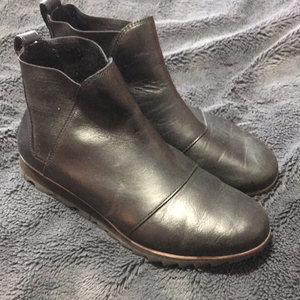Great condition SOREL bootie